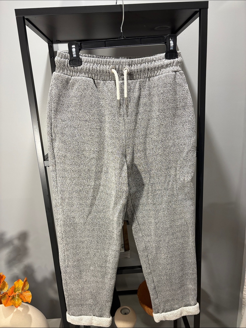 103 Woman’s Gray Knit Drawstring Jogger Pants